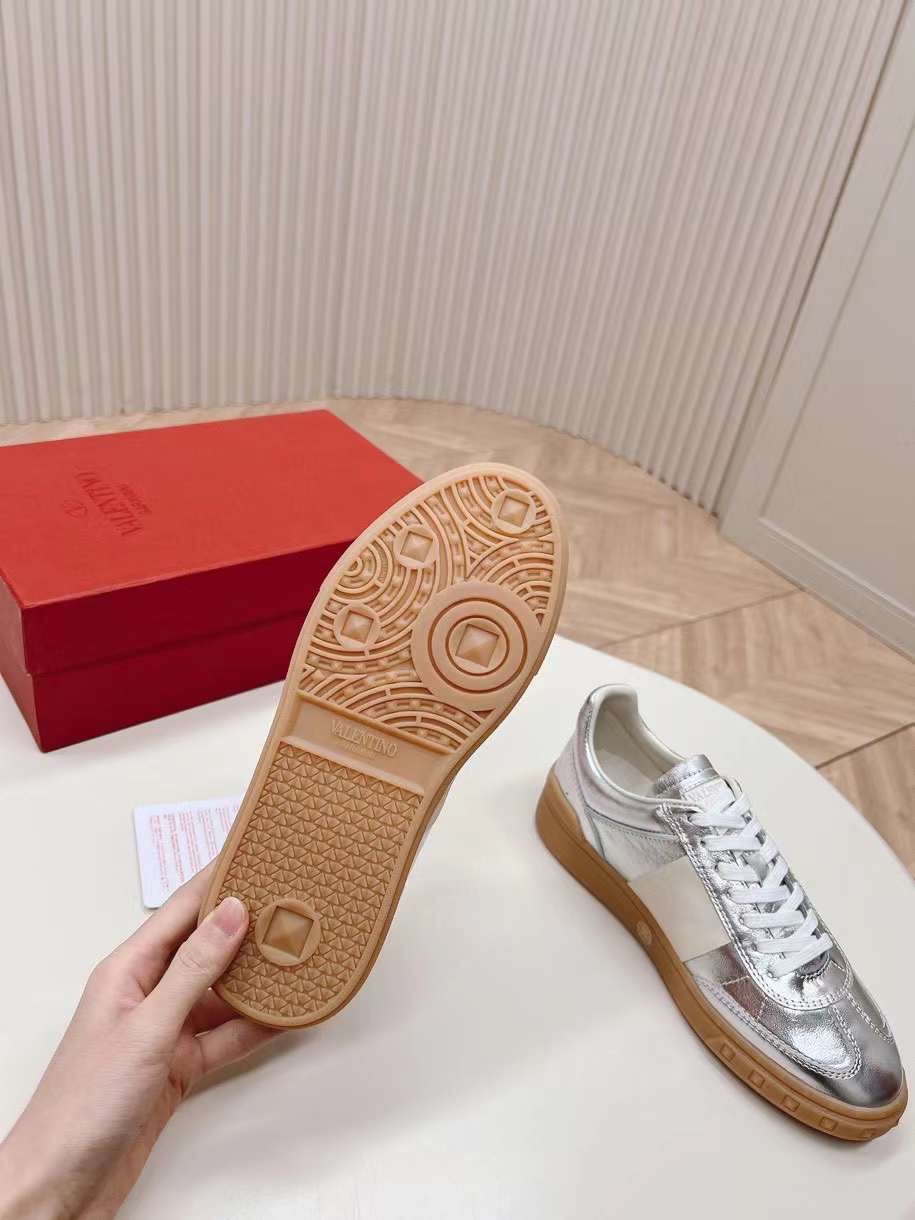 (1:1 replica) Valentino Sneaker New Collection Unisex Shoes