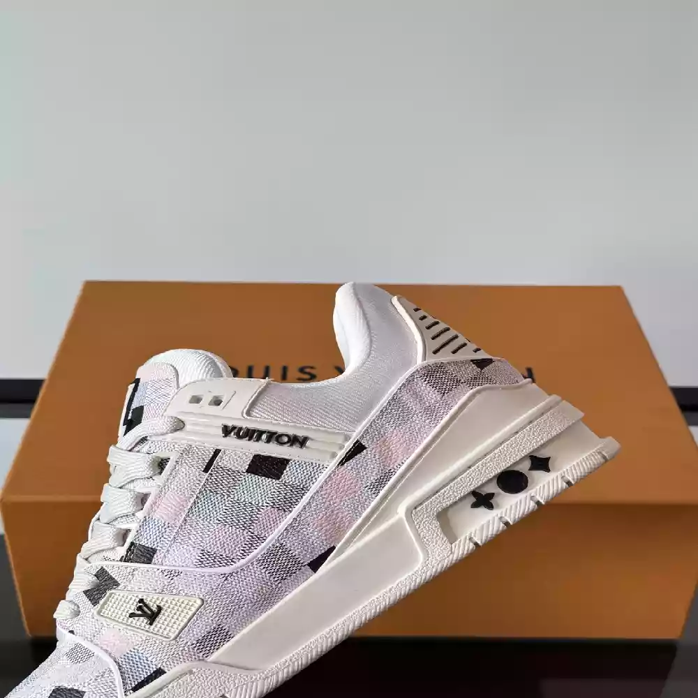 (1:1 replica) LOUIS VUITTON LV TRAINER MAXI PINK LVS222