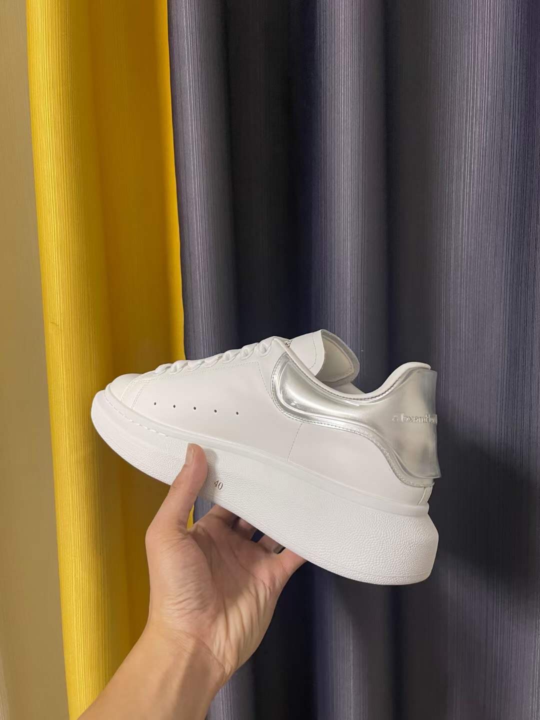 (1:1 replica) Alexander McQueen Sneaker Unisex