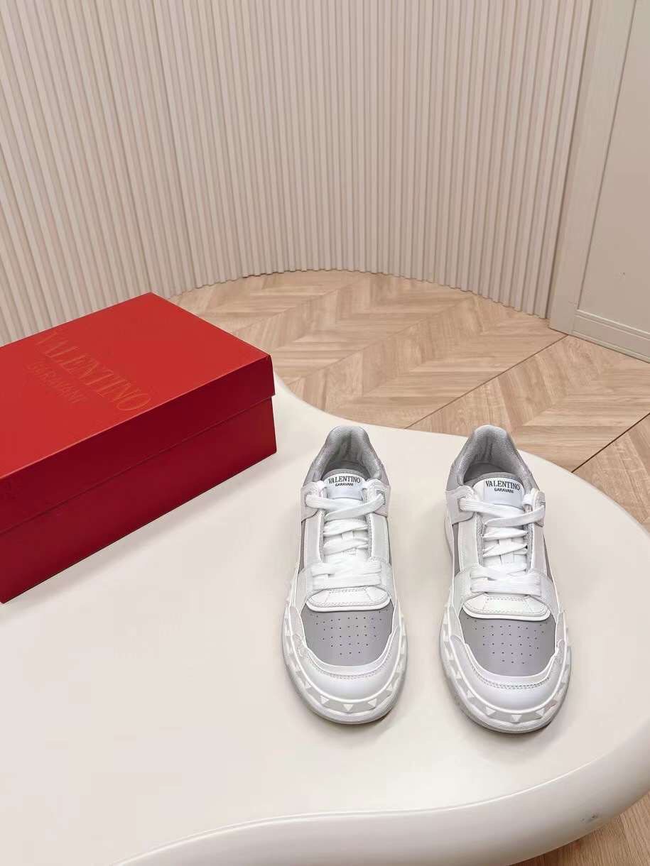 (1:1 replica) Valentino Garavani Sneaker Unisex Shoes