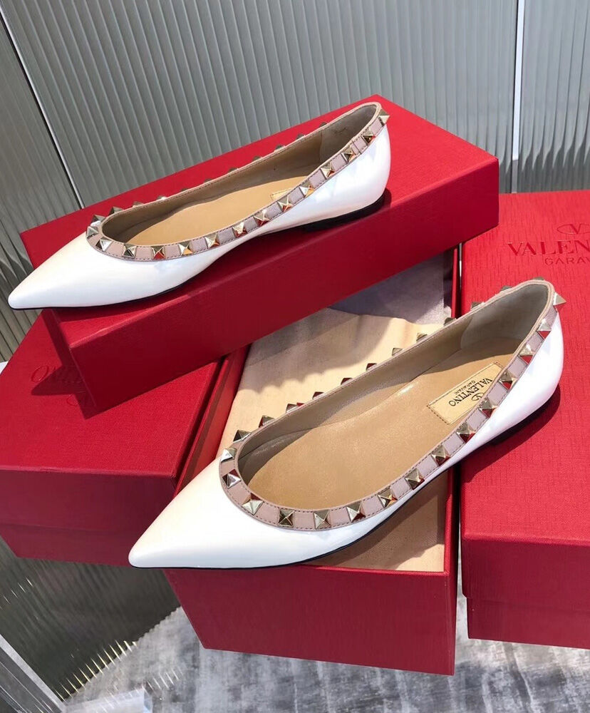 (1:1 replica) Valentino Garavani Patent Rockstud Ballet Flat