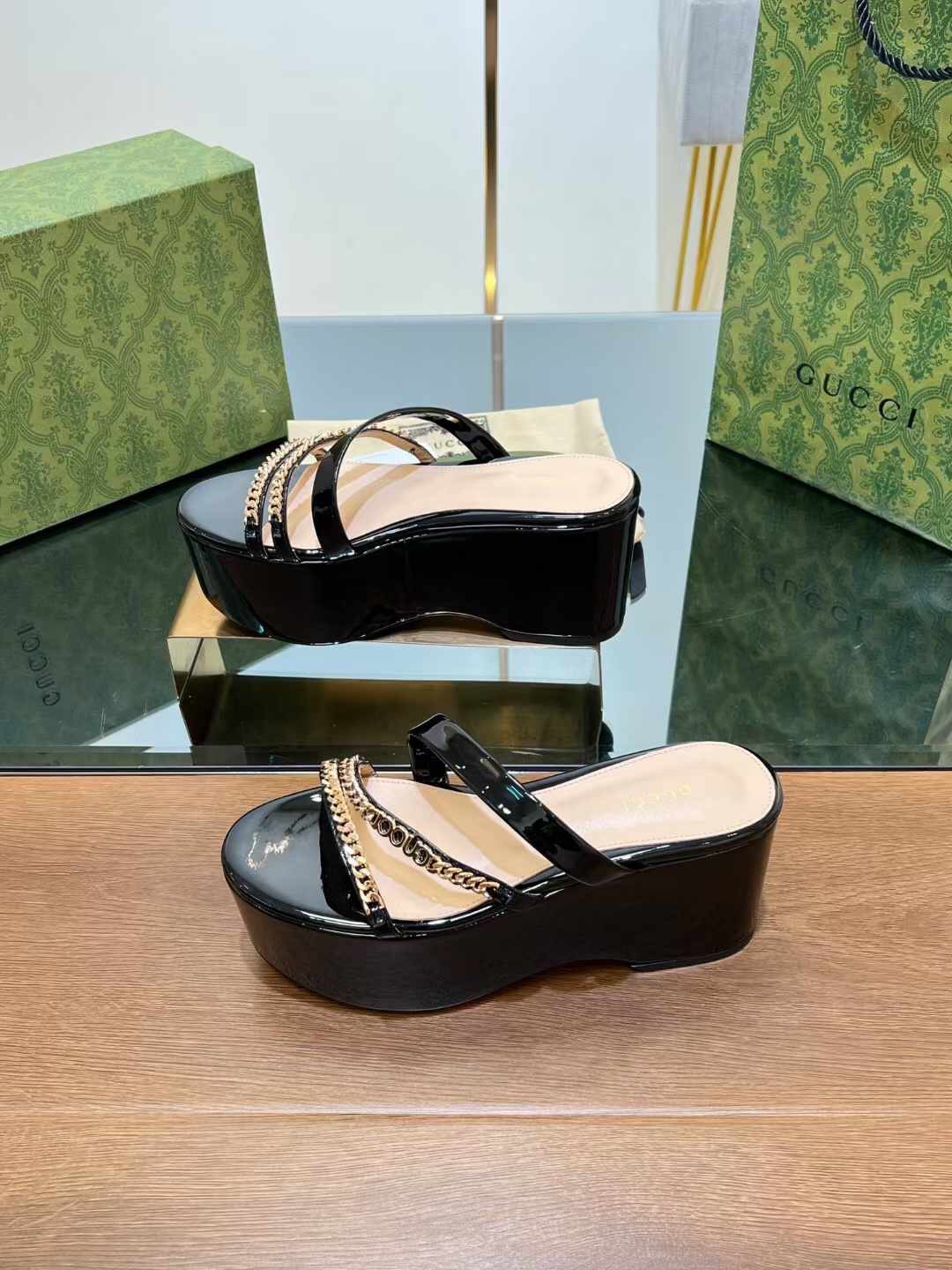 (1:1 replica) Gucci Leather Women s Wedge Sandals