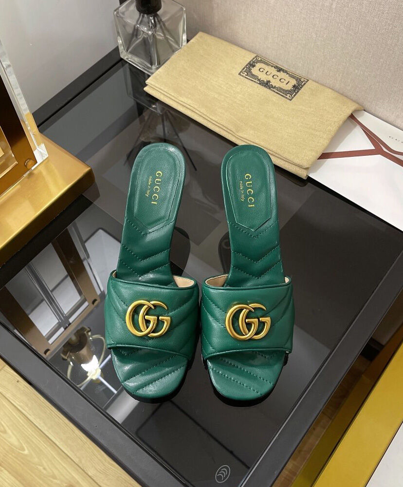 (1:1 replica) Gucci Women s Double G Slide Sandal