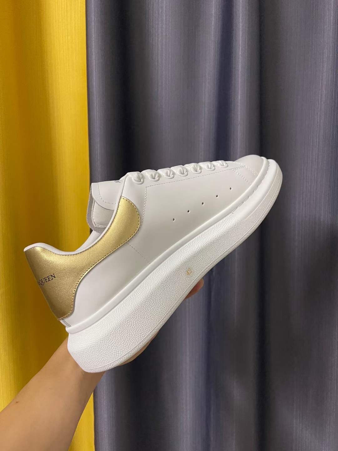 (1:1 replica) Alexander McQueen Sneaker Unisex
