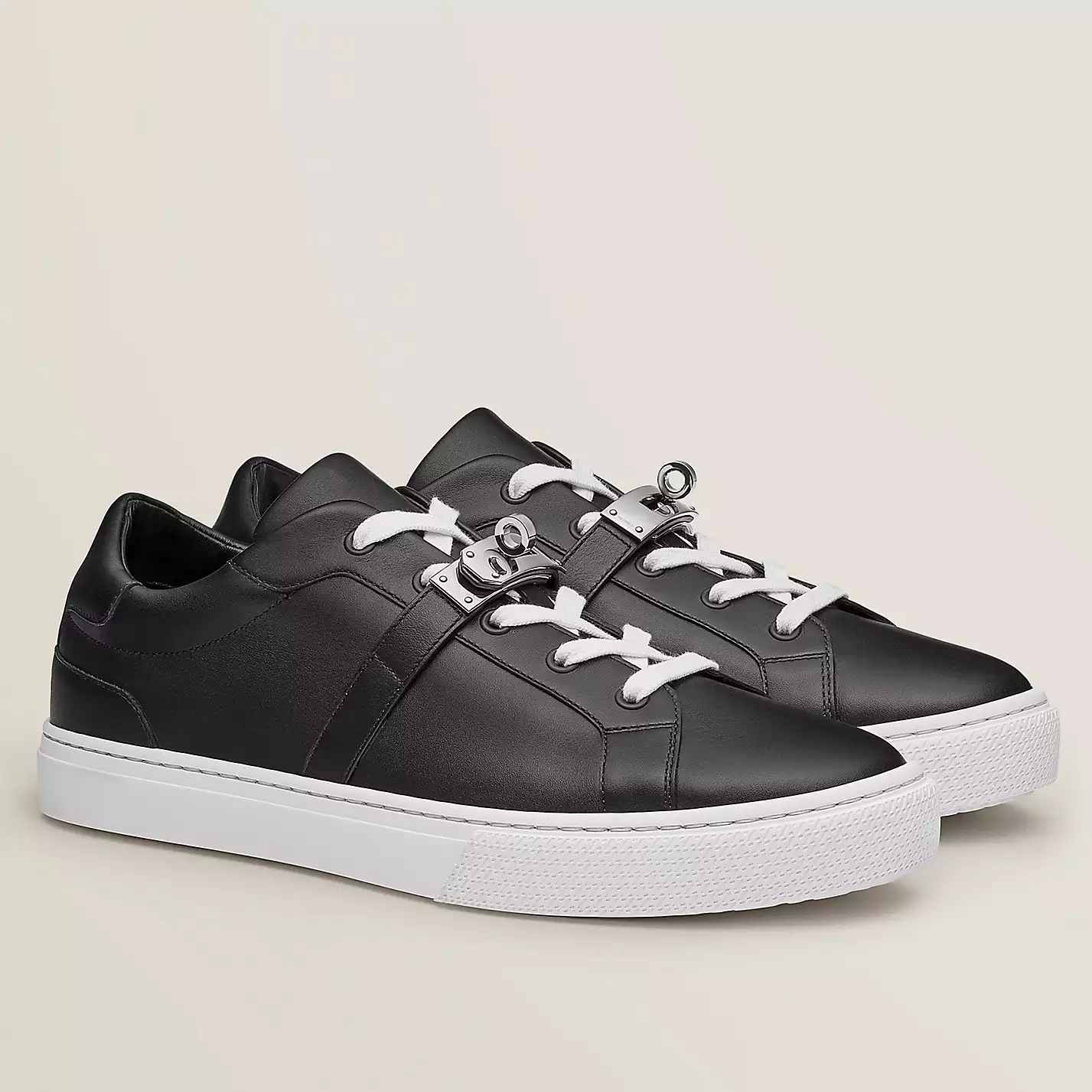 (1:1 replica) Hermes Men s Day Sneakers in Black Leather HM025