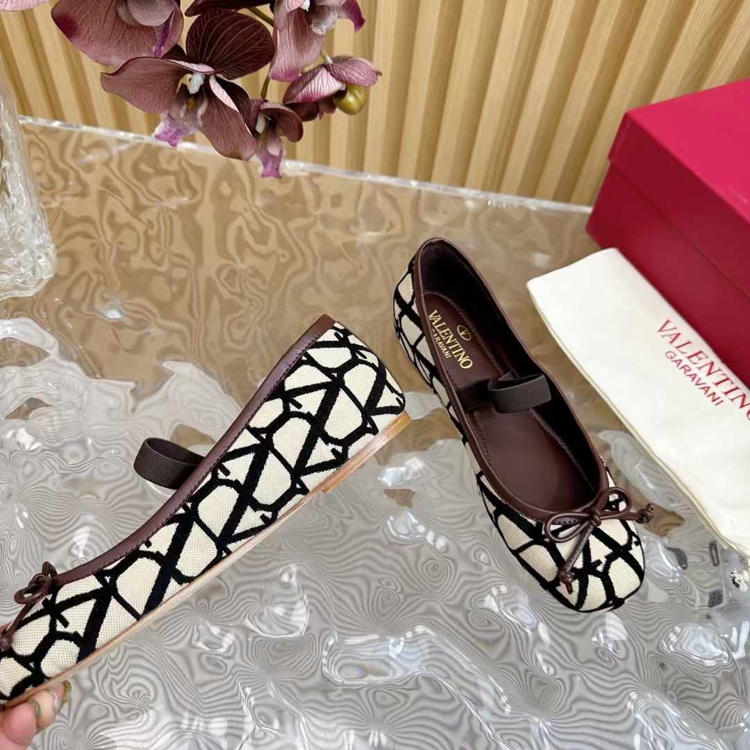(1:1 replica) Valentino Garavani Ballet Women s Shoes