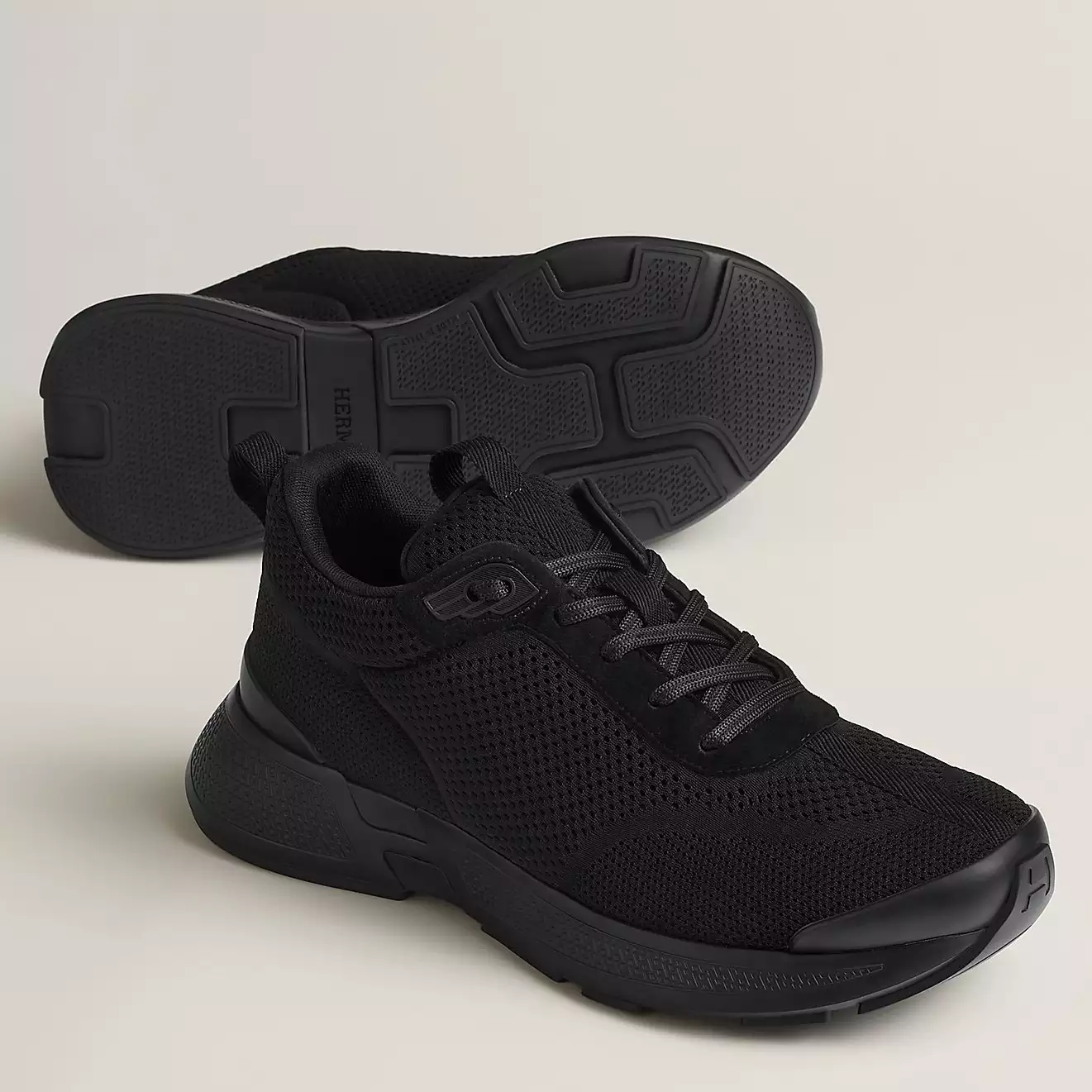 (1:1 replica) Hermes Heros Sneakers in Noir Technical Knit HM005