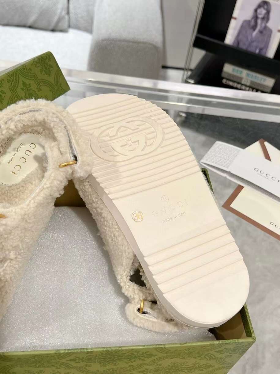 (1:1 replica) Gucci Women s Slipper Sandal