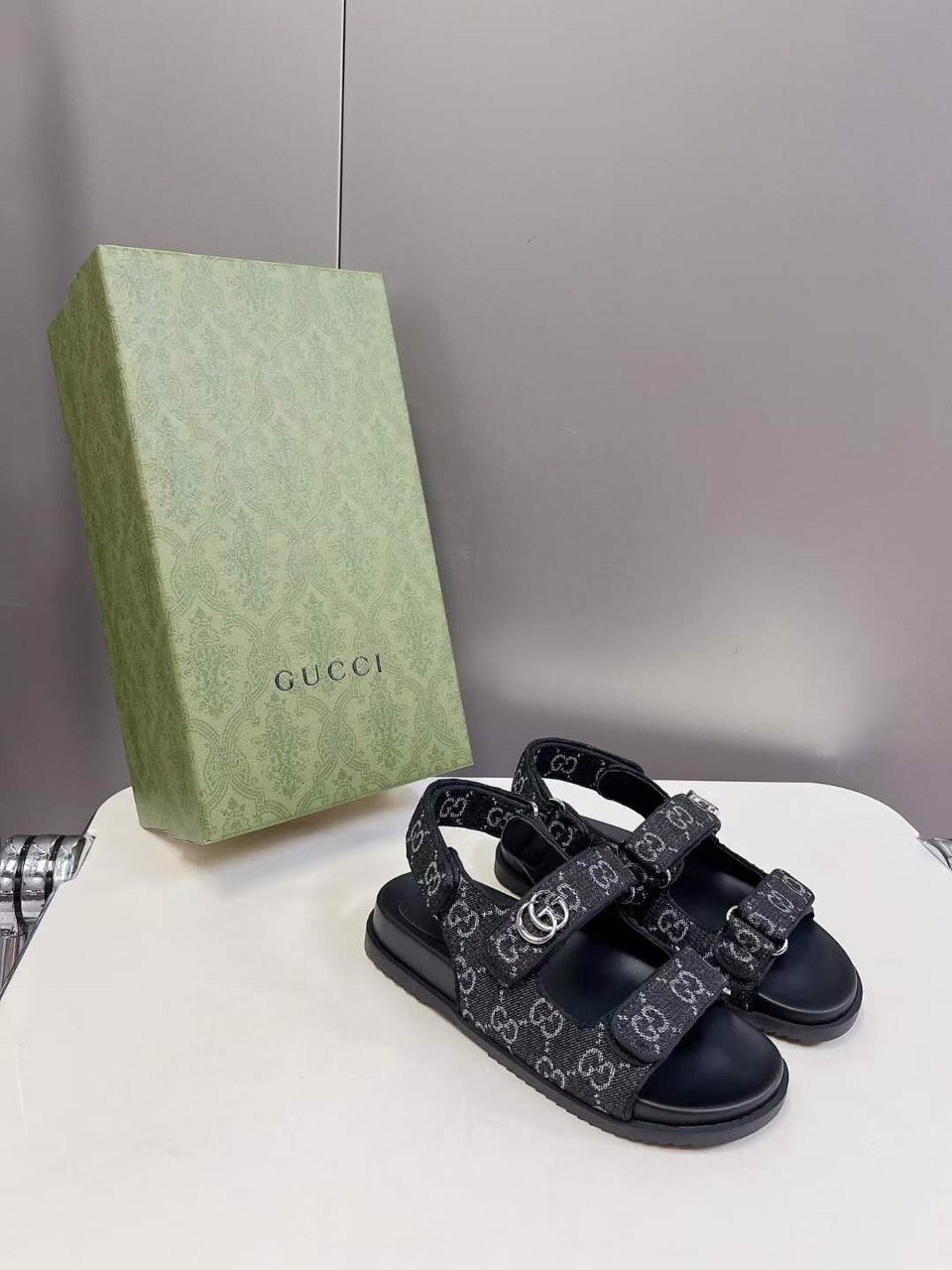 (1:1 replica) Gucci GG Unisex Sandal