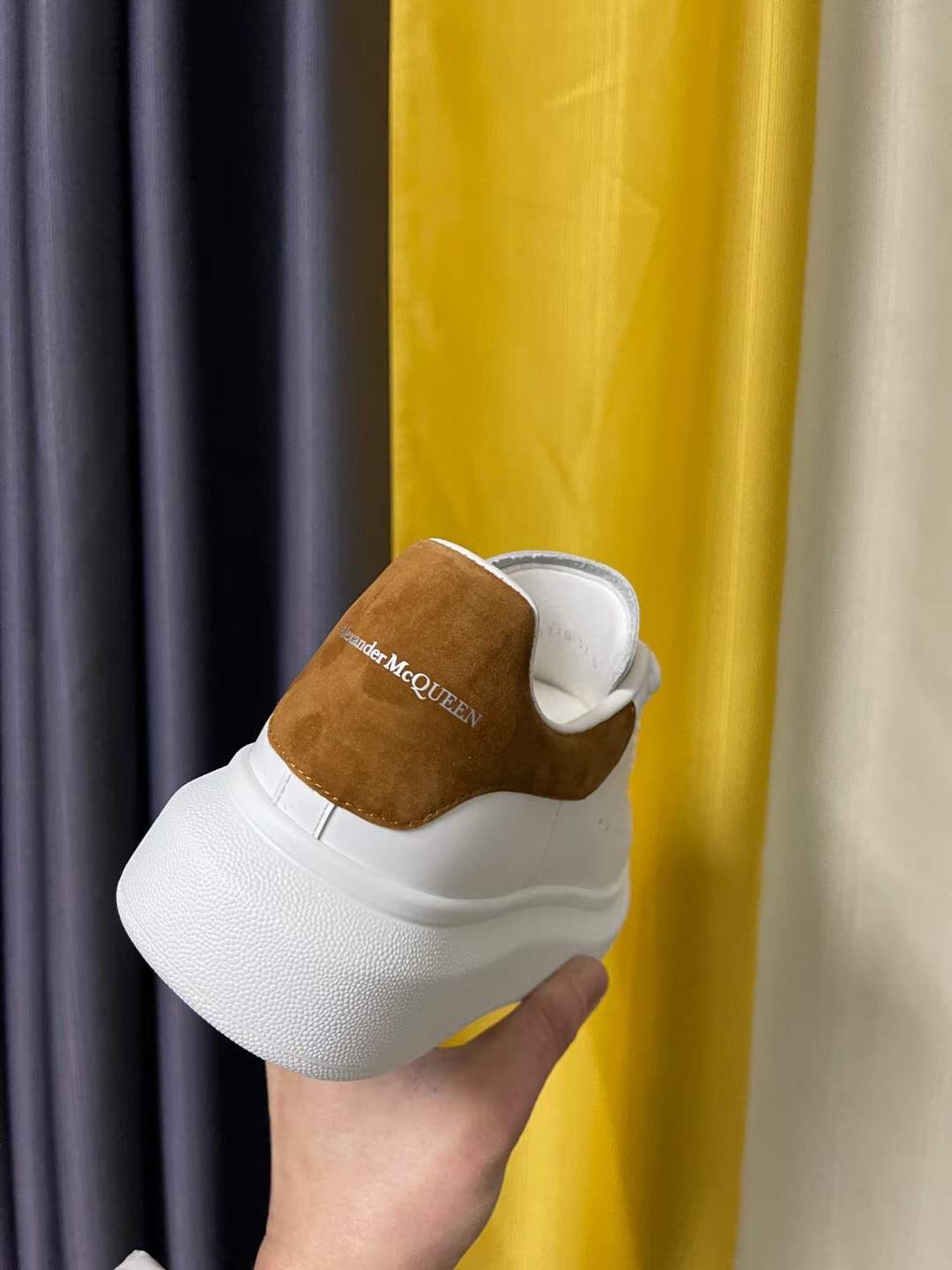 (1:1 replica) Alexander McQueen Sneaker Unisex