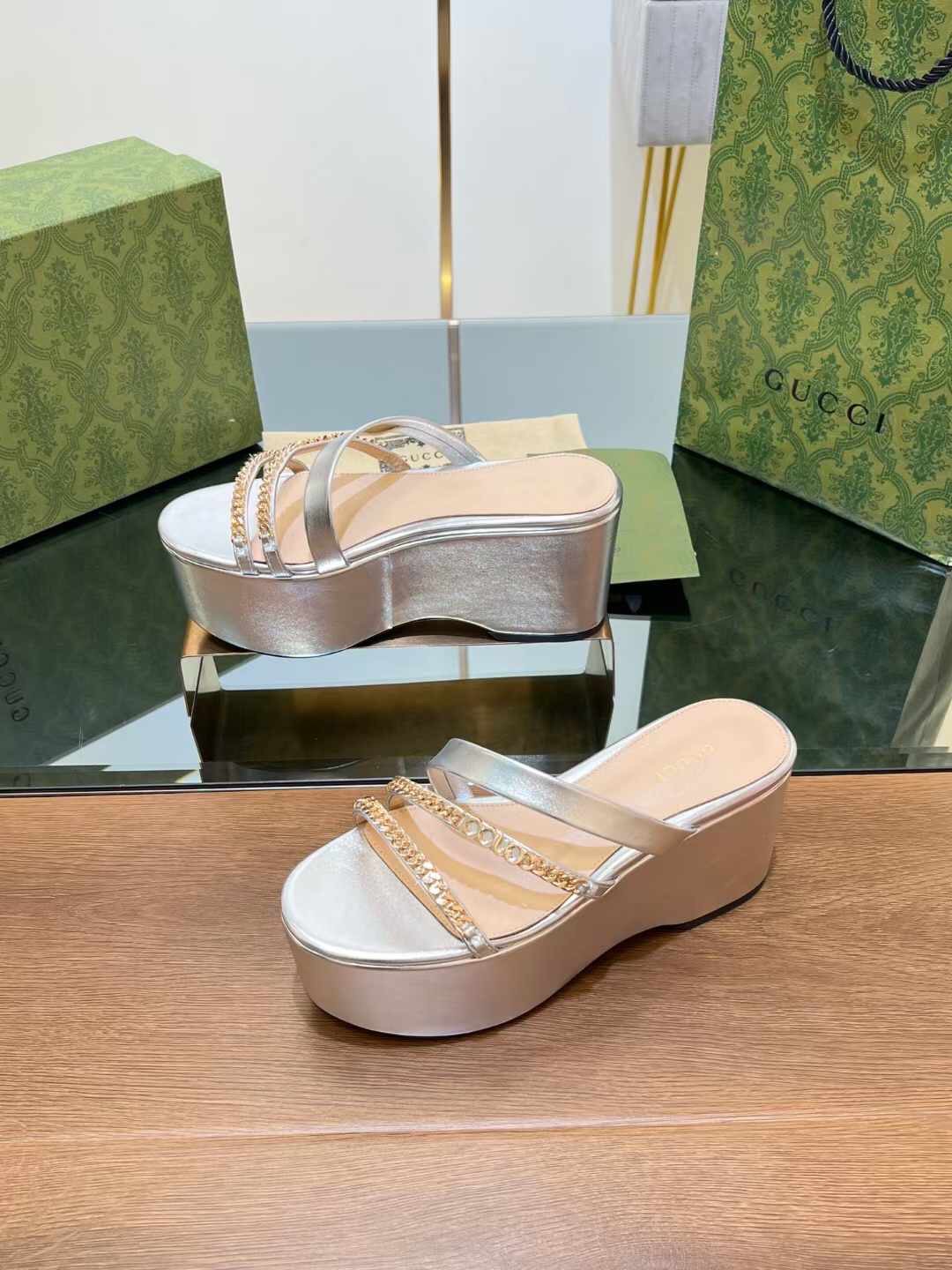 (1:1 replica) Gucci Leather Women s Wedge Sandals