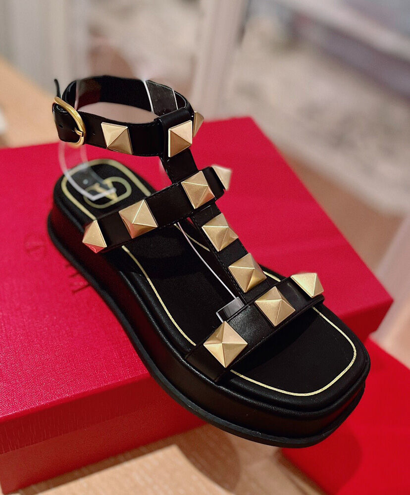 (1:1 replica) Valentino Women s Roman Stud Calfskin Flatform Sandal 40mm