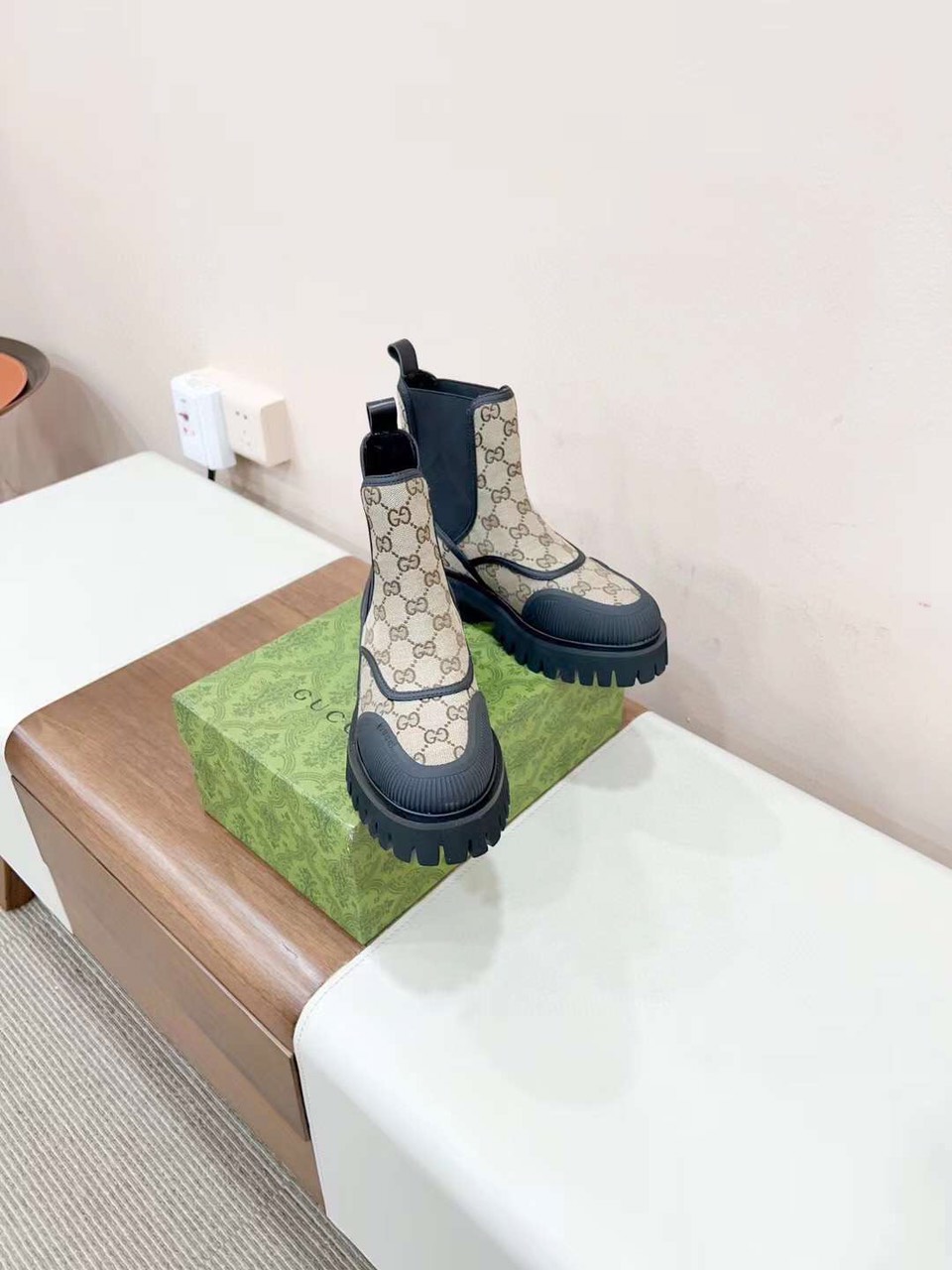 (1:1 replica) Gucci GG TPU Women s Boots