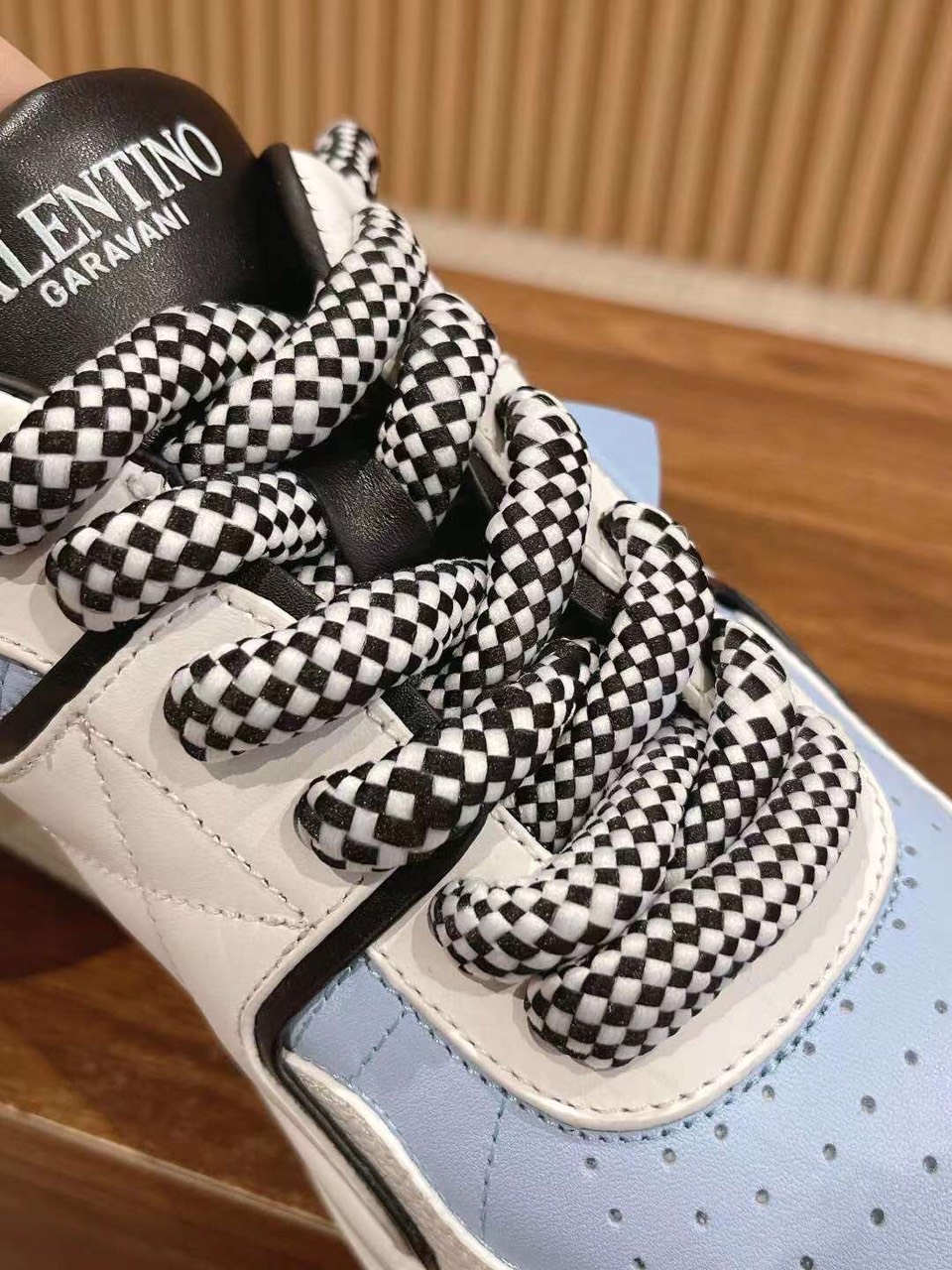 (1:1 replica) Valentino Garavani One Stud XL Unisex Shoes