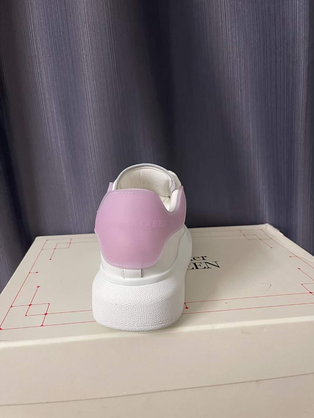 (1:1 replica) Alexander McQueen Sneaker Unisex