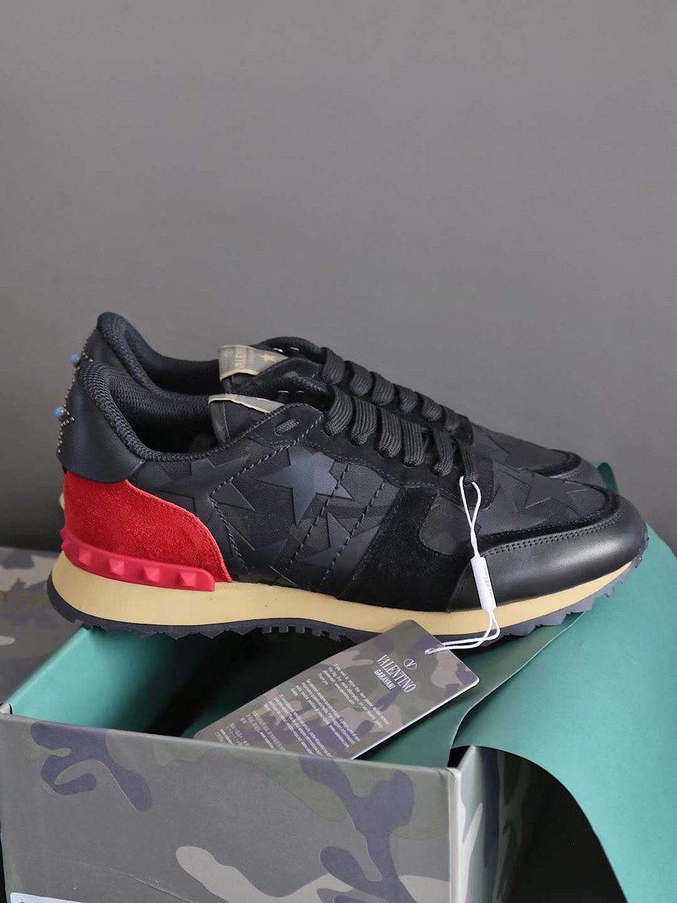(1:1 replica) Valentino Men s Shoes
