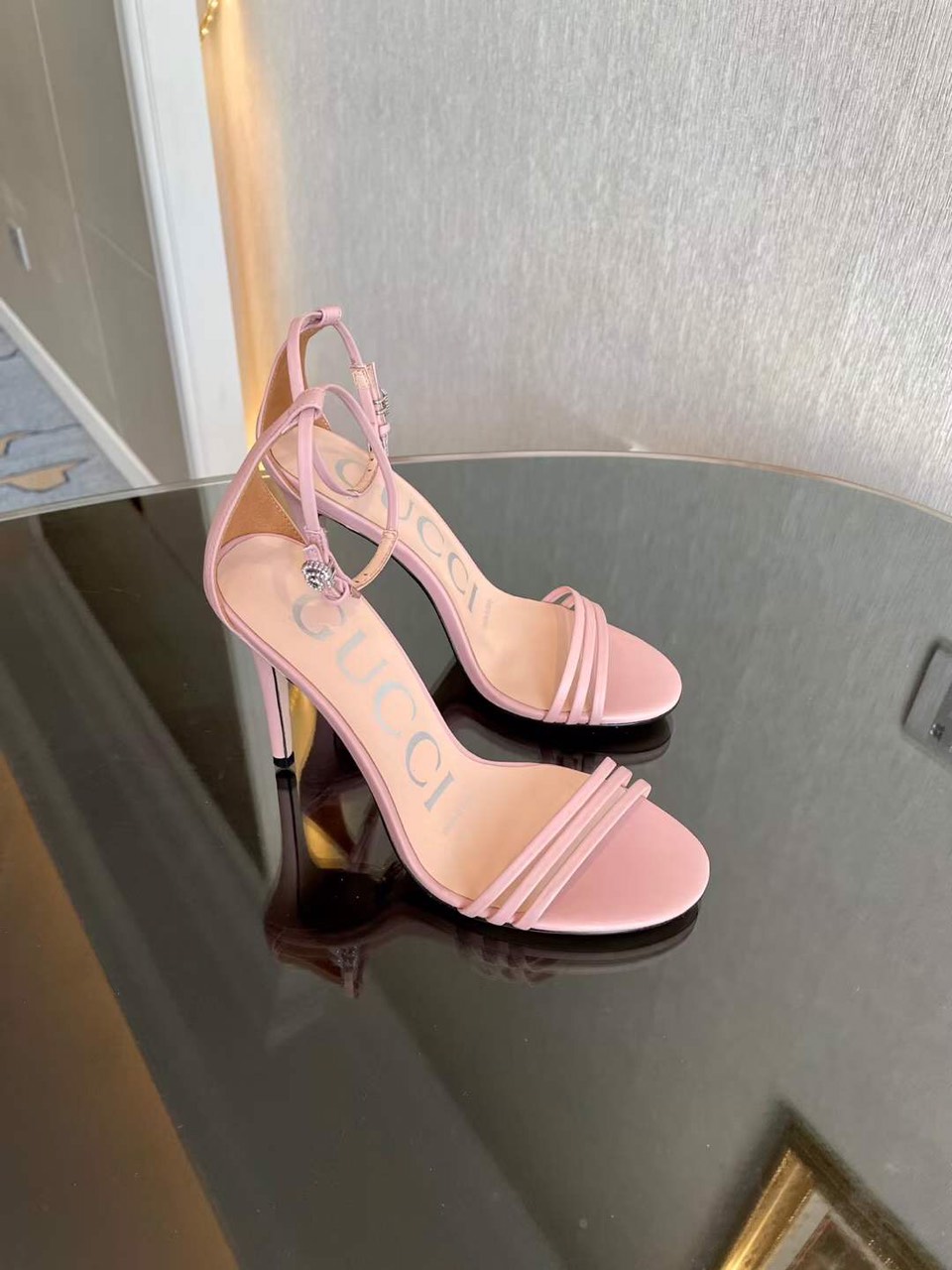 (1:1 replica) Gucci GG Logo Women s Sandal 10cm