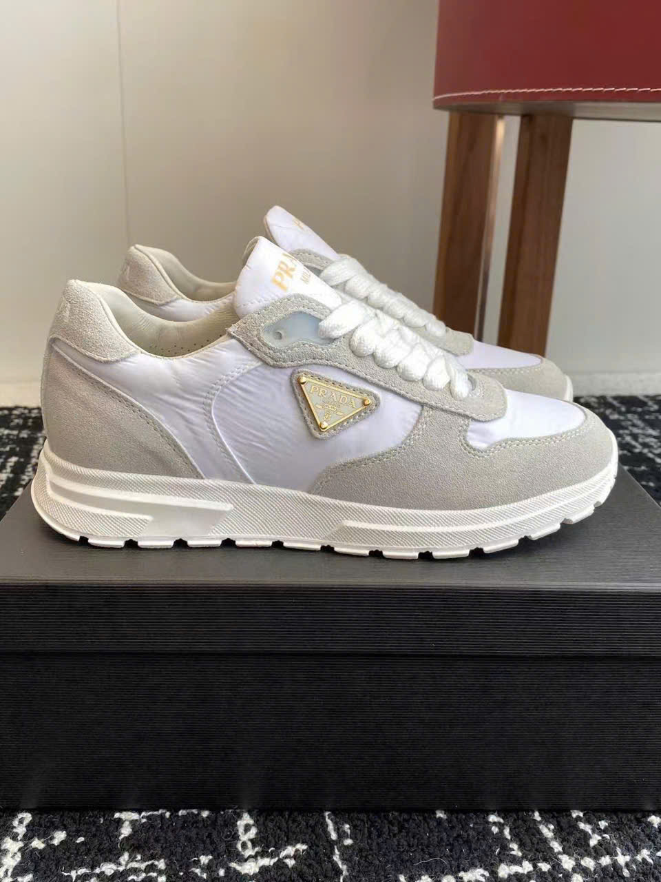 (1:1 replica) Prada Triangle Logo Sneakers Women s Shoes