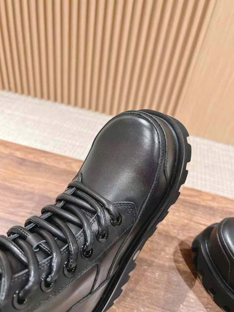 (1:1 replica) Alexander McQueen Leather Unisex Boots