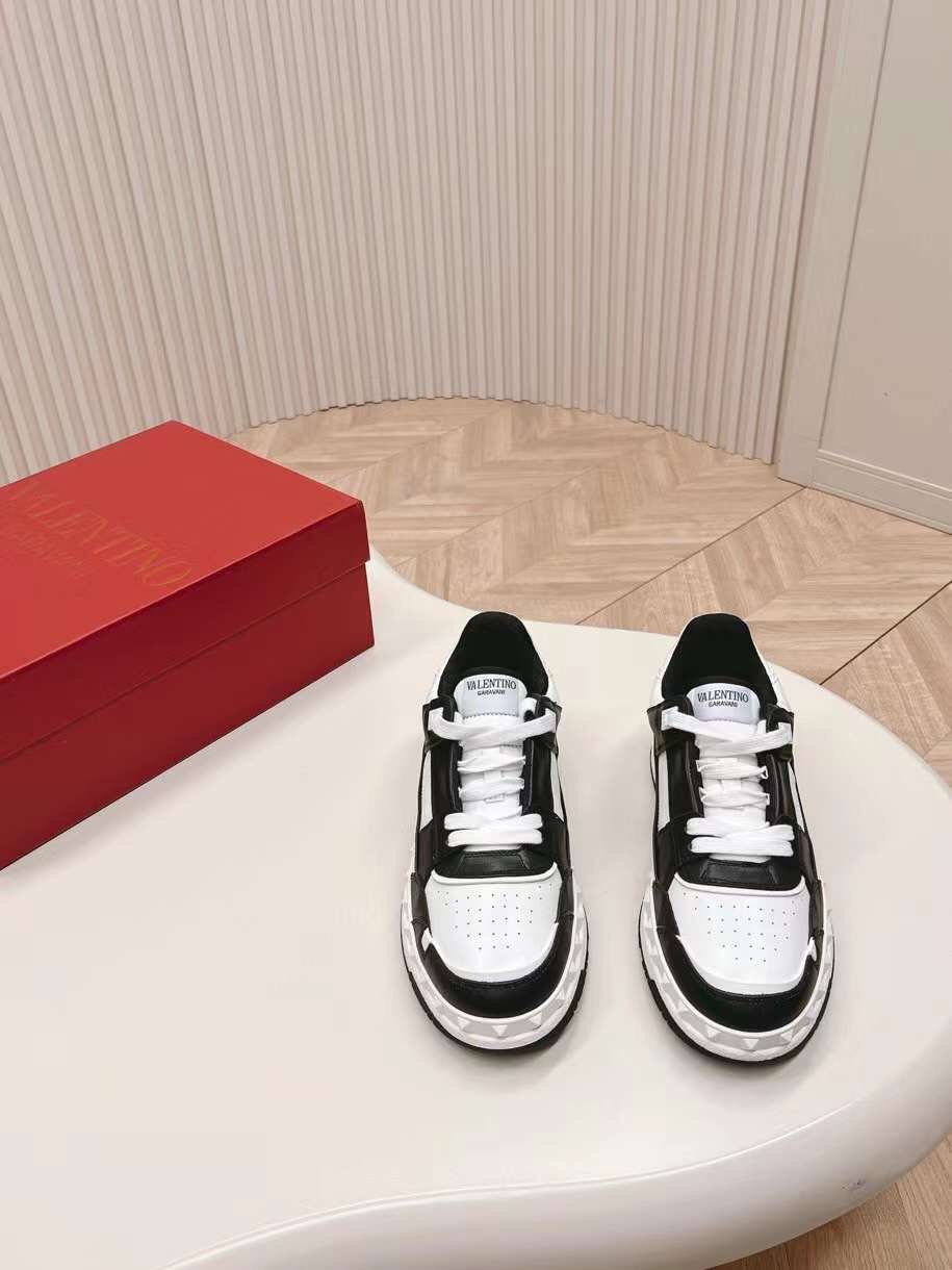 (1:1 replica) Valentino Garavani Sneaker Unisex Shoes