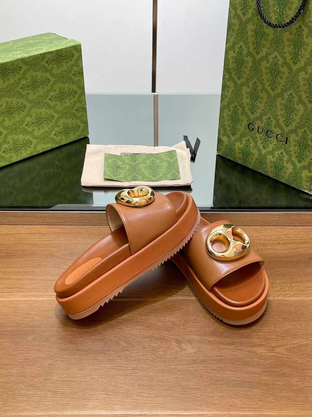 (1:1 replica) Gucci Leather Women s Flips Flops