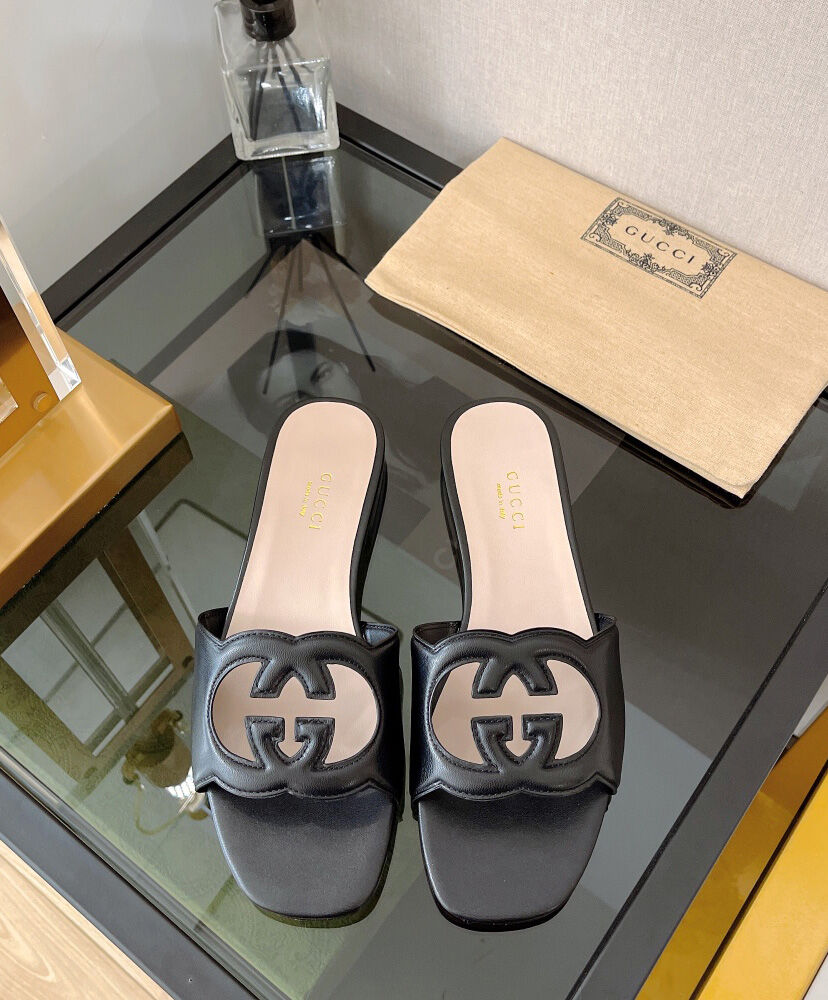 (1:1 replica) Gucci Women s Interlocking G Cut-out Slide Sandal