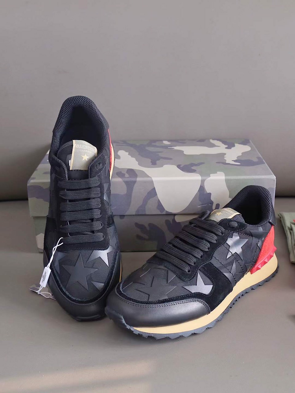 (1:1 replica) Valentino Men s Shoes