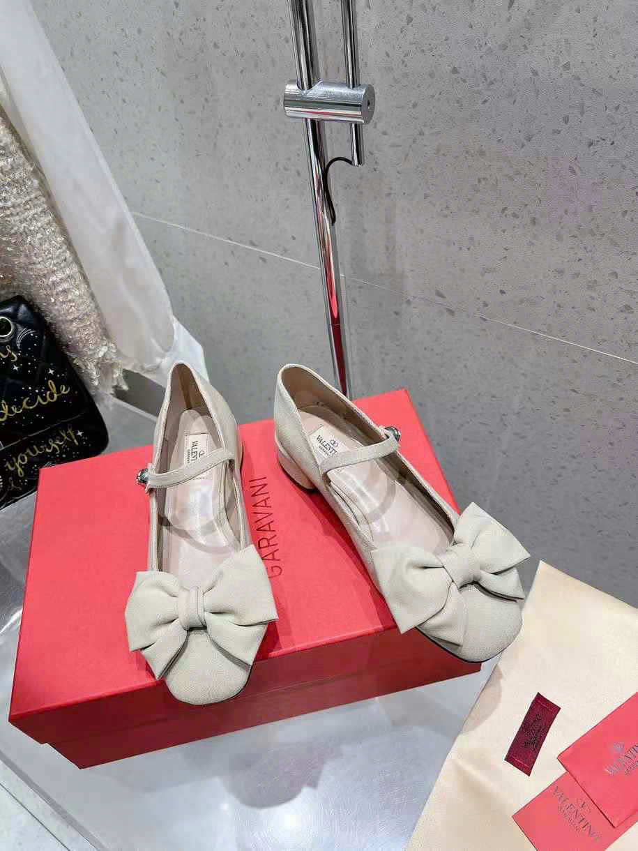 (1:1 replica) Valentino Garavani Ballet Shoes
