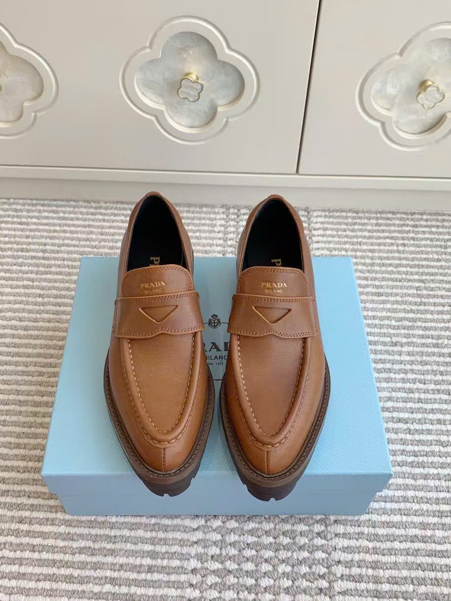 (1:1 replica) Prada Leather Women s Loafers Shoes