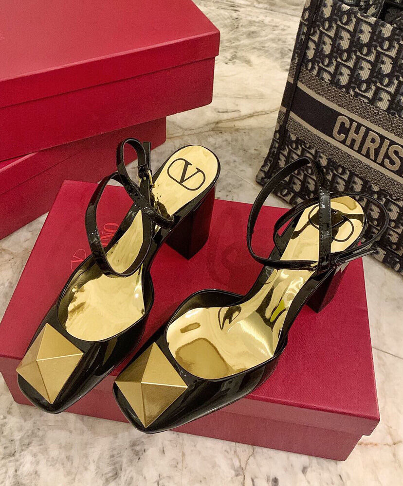 (1:1 replica) Valentino Women s One Stud Pump In Patent Leather 90MM