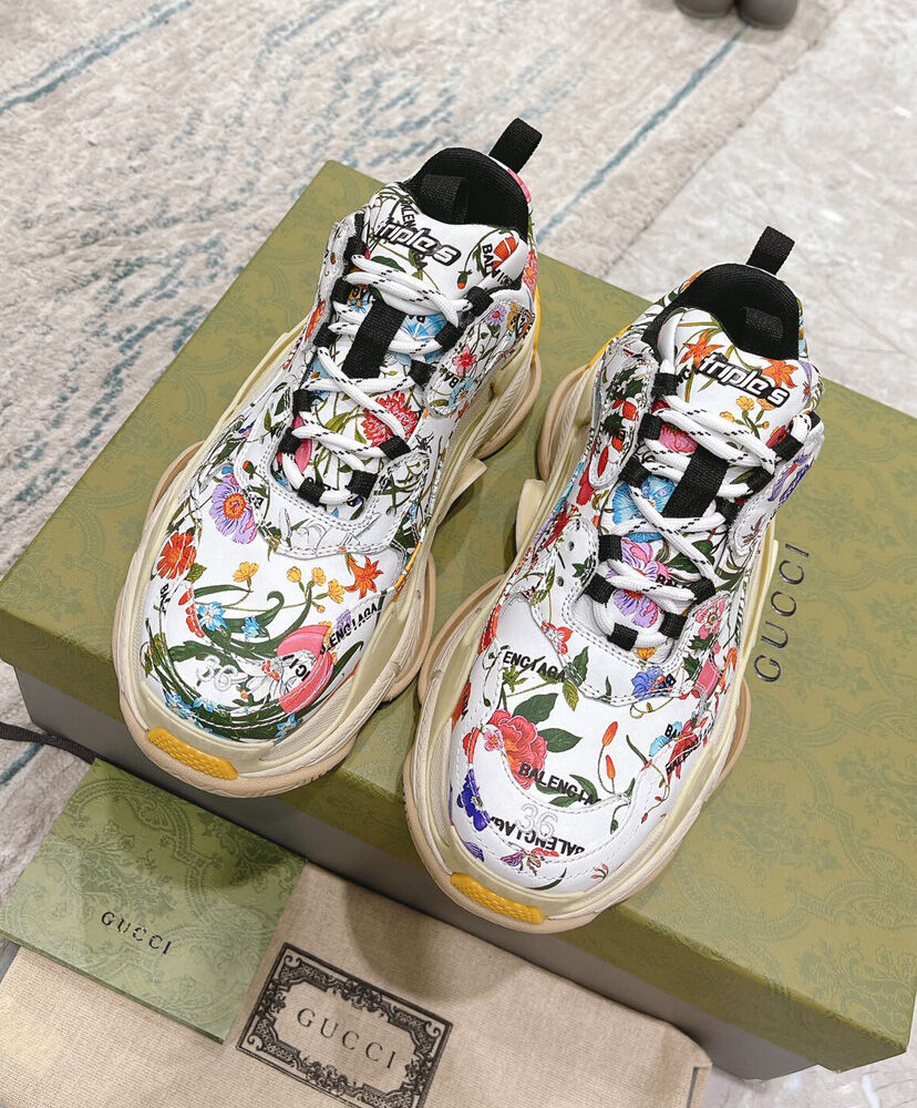 (1:1 replica) Gucci Unisex The Hacker Project Triple S Sneaker Cream