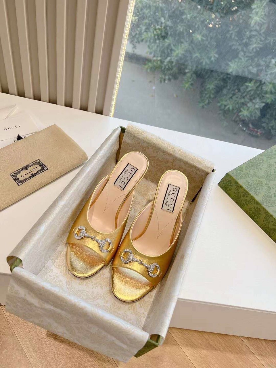 (1:1 replica) Gucci Horsebit Women s Sandal