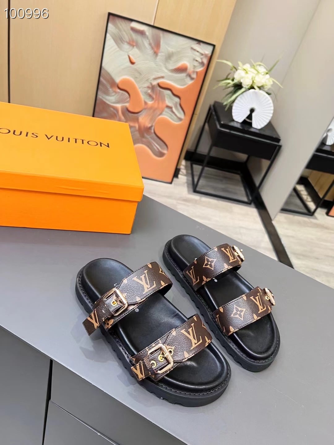 (1:1 replica) Louis Vuitton Women s Bom Dia Flat Mule Brown For Women LV 1A3R5O