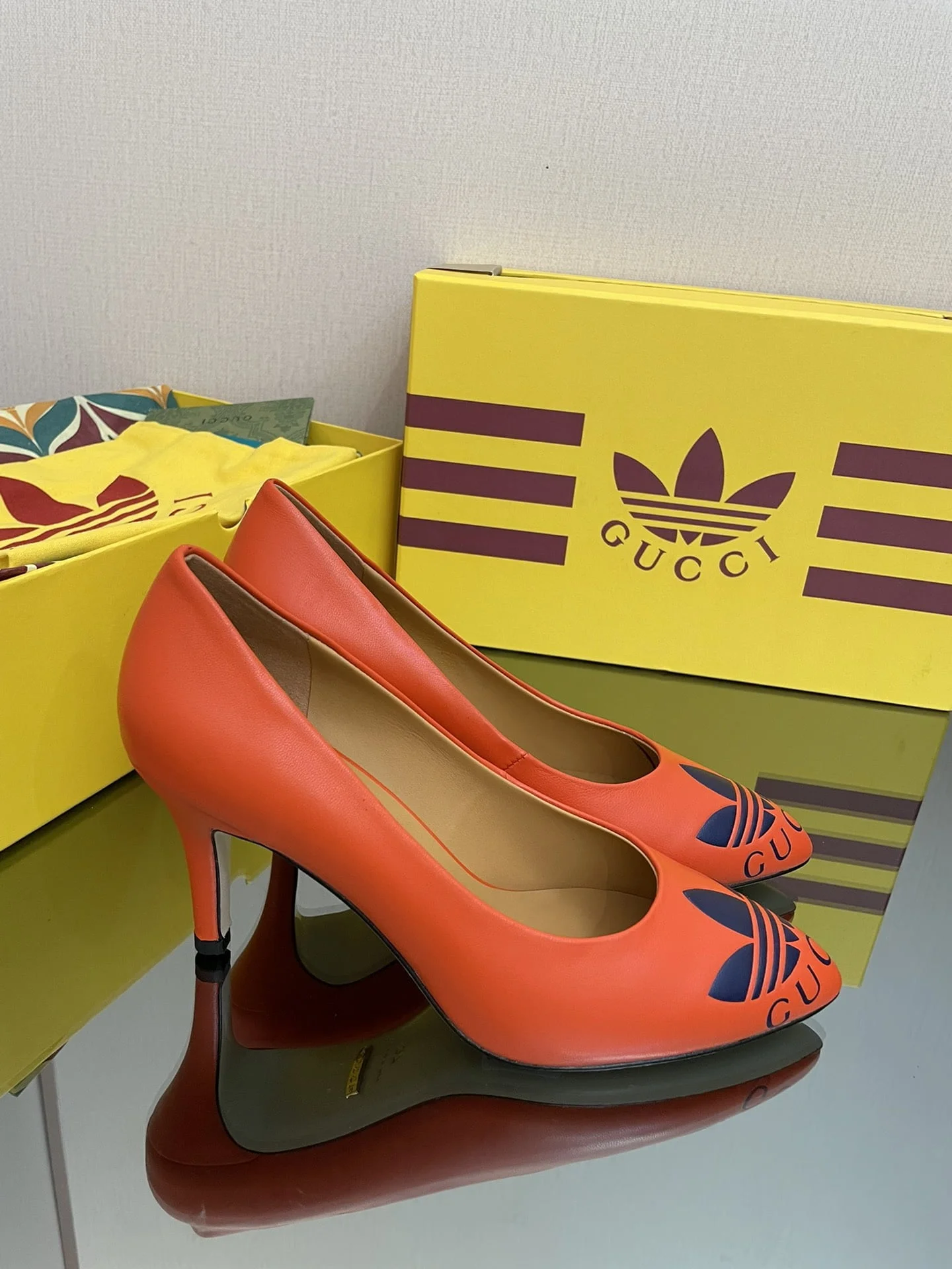 (1:1 replica) Gucci x Adidas Women s Trefoil Pump Orange For Women GG 702213 C9D00 7519