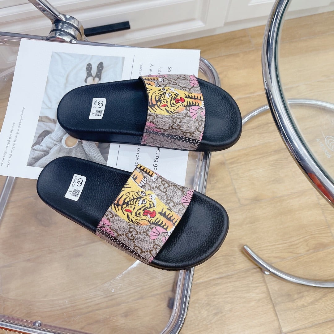 (1:1 replica) Gucci Women s Tiger Print Slide Sandal Multicolor For Women 408508
