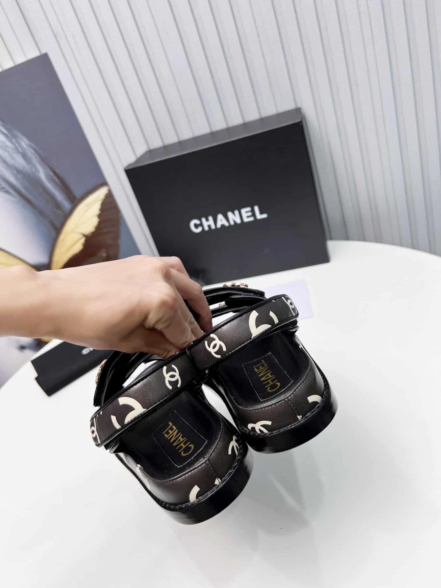 (1:1 replica) Chanel Women s Sandals Black For Women
