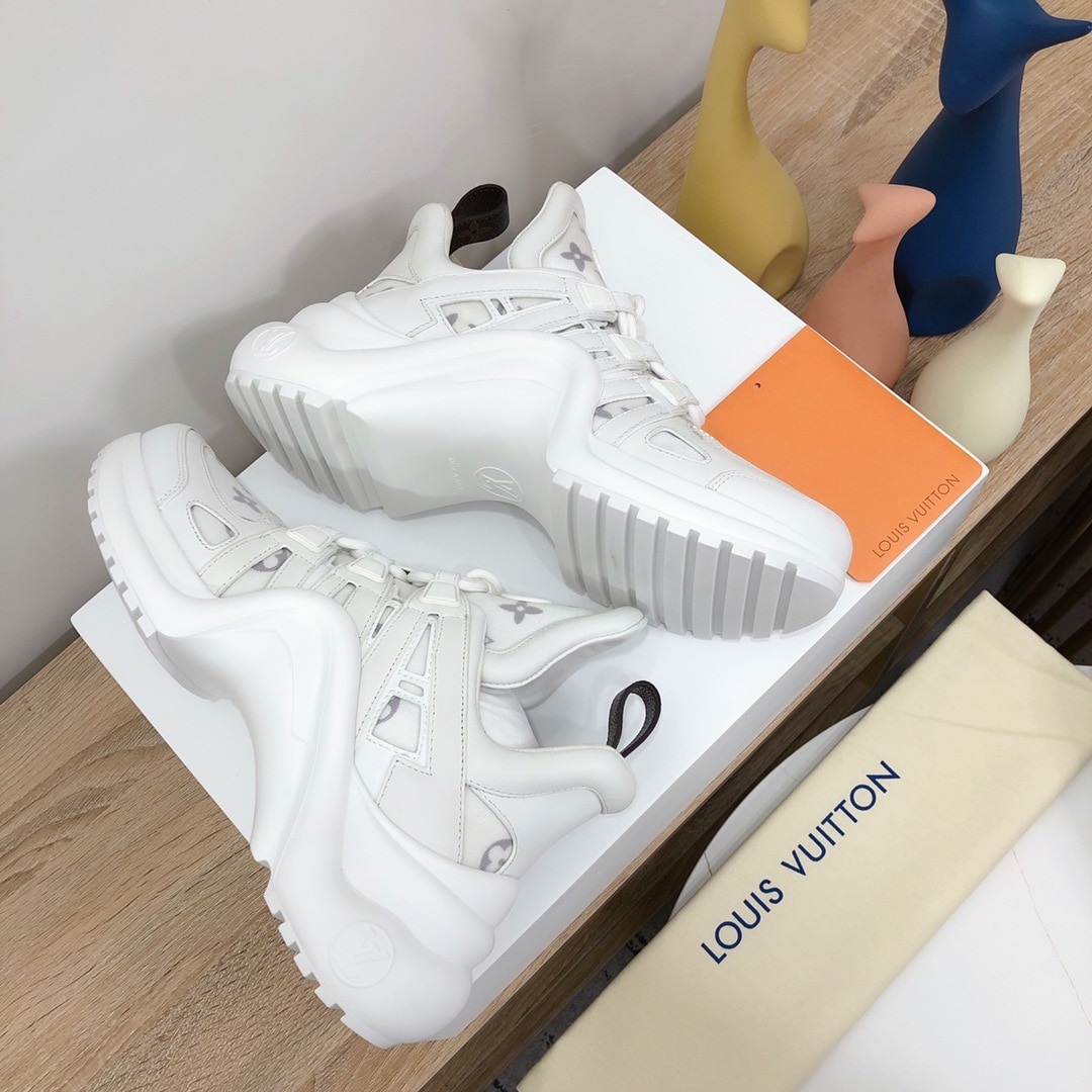 (1:1 replica) Louis Vuitton Women s LV Archlight Sneaker White For Women LV