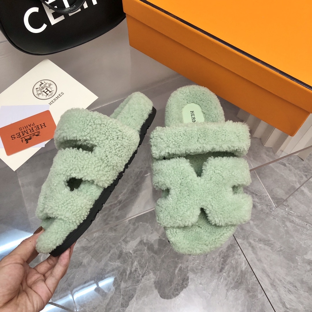 (1:1 replica) Hermes Chypre Sandal Bright Green For Women