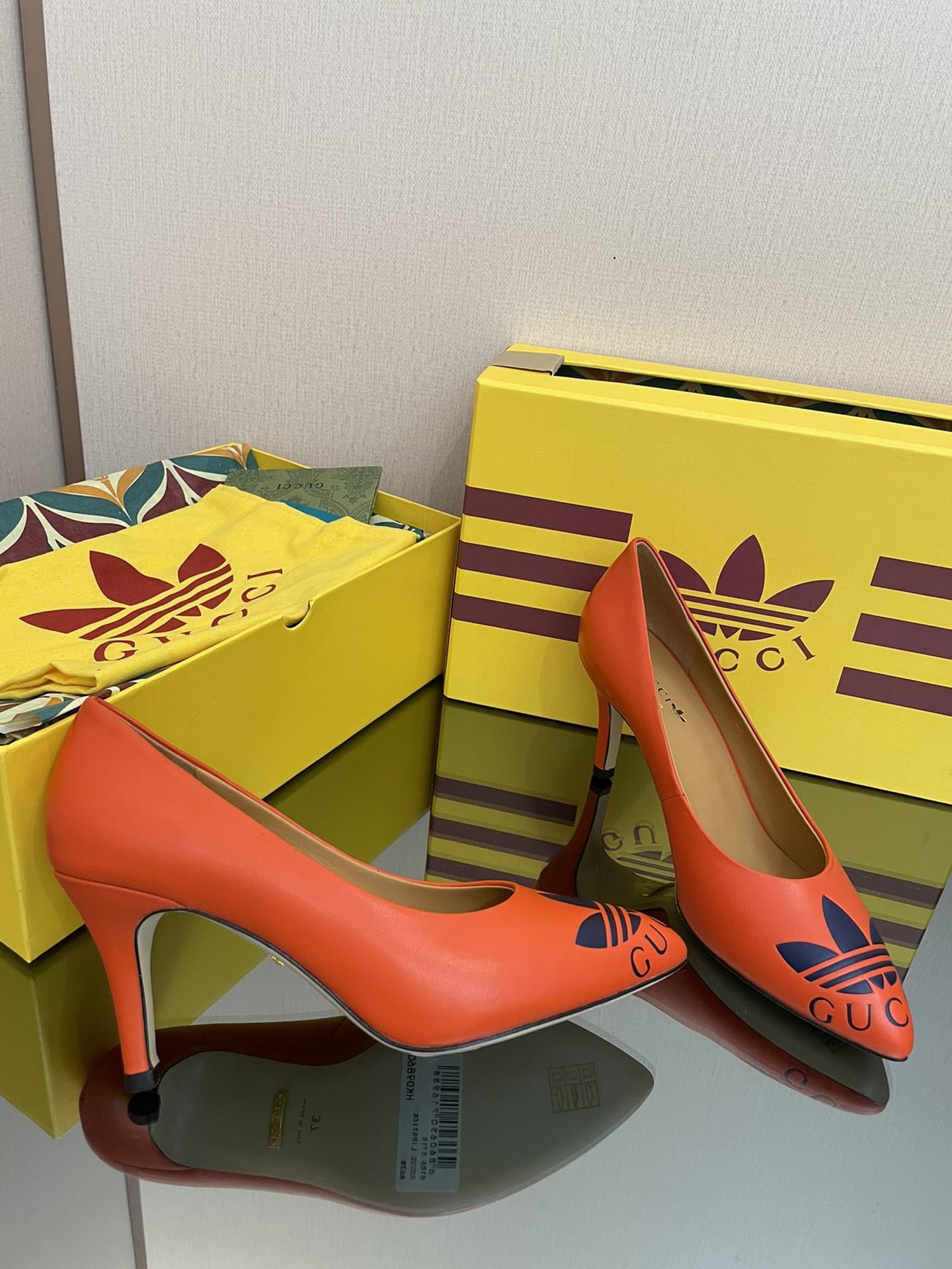 (1:1 replica) Gucci x Adidas Women s Trefoil Pump Orange For Women GG 702213 C9D00 7519
