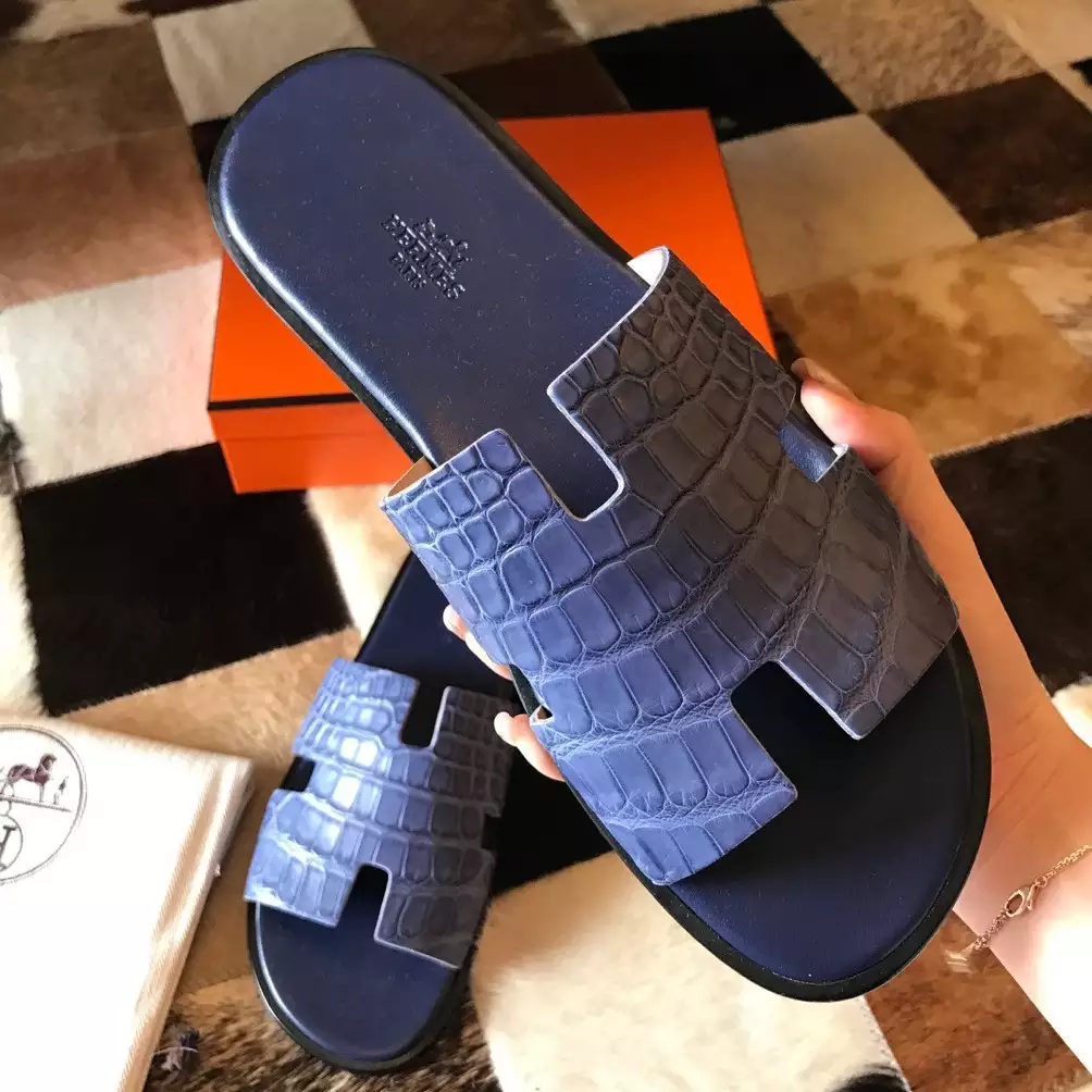 (1:1 replica) HERMES MEN S IZMIR SANDALS IN BLUE MATTE NILOTICUS CROCODILE LEATHER HMSD035