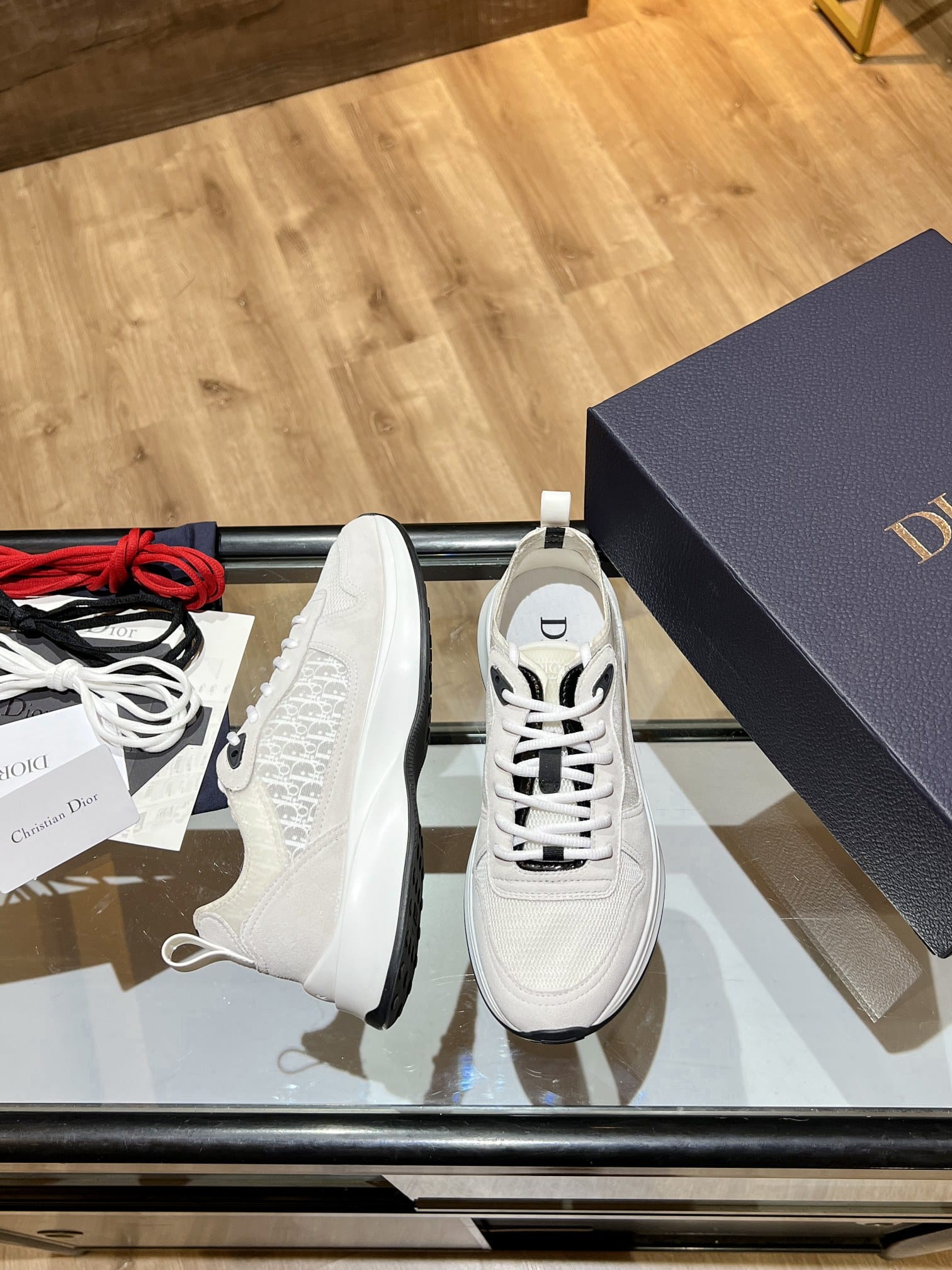 (1:1 replica) Christian Dior Women s B25 Runner Sneaker White For Women CD