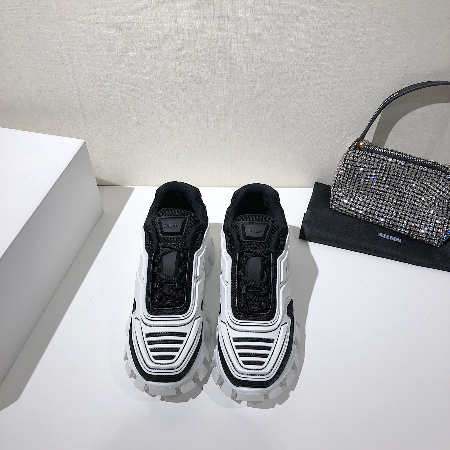 (1:1 replica) Prada Cloudbust Thunder Sneakers White/Black For Women 2.4in/60mm PRD