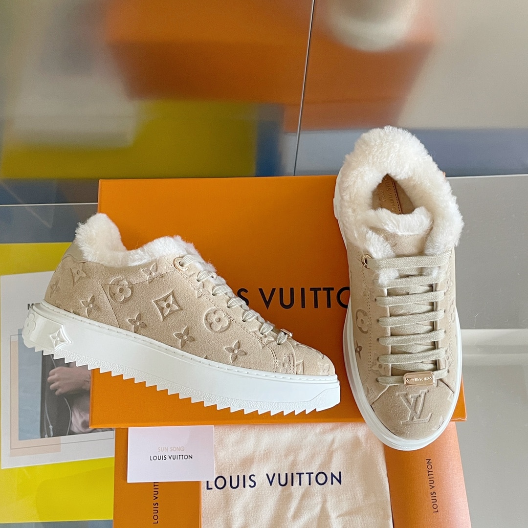(1:1 replica) Louis Vuitton Women s Time Out Sneaker Beige For Women LV