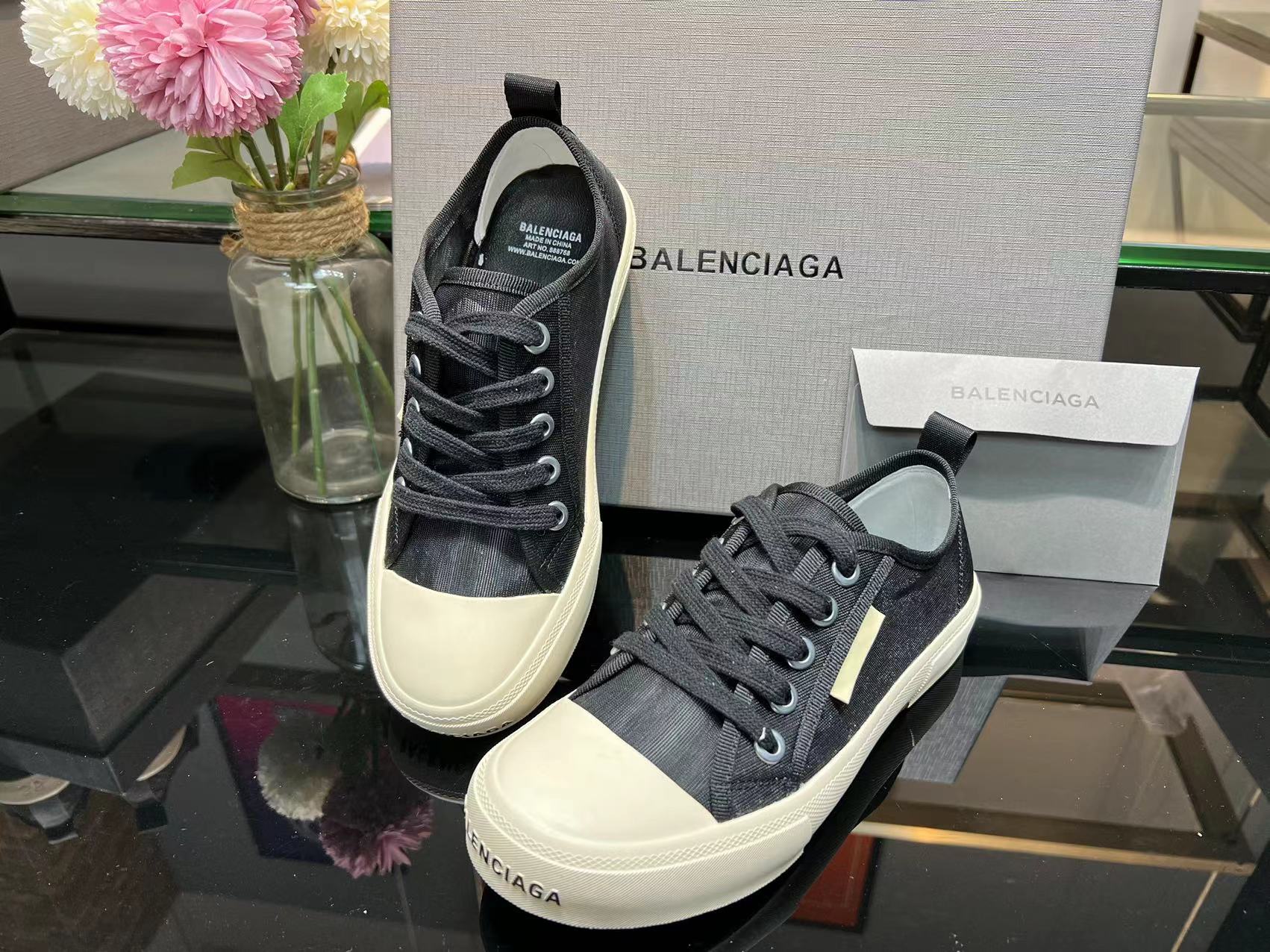 (1:1 replica) Balenciaga Paris Low Top Trainers Black For Women