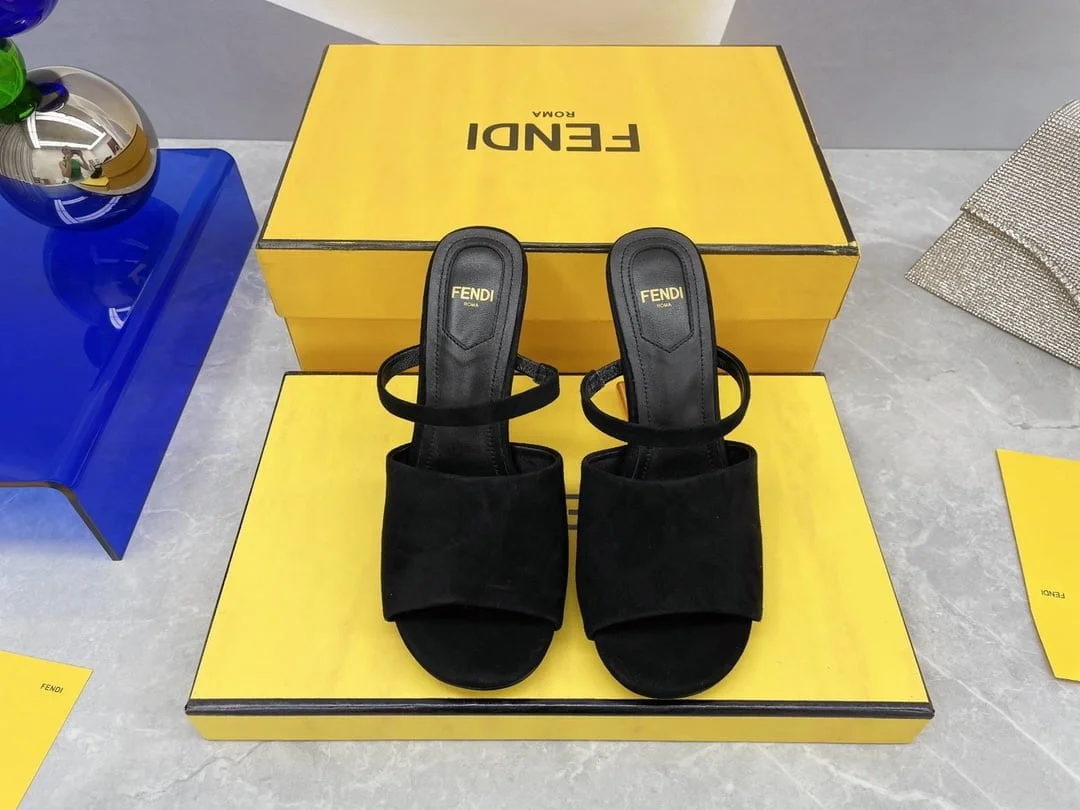 (1:1 replica) Fendi First Black Velvet High-Heeled Sandals For Women