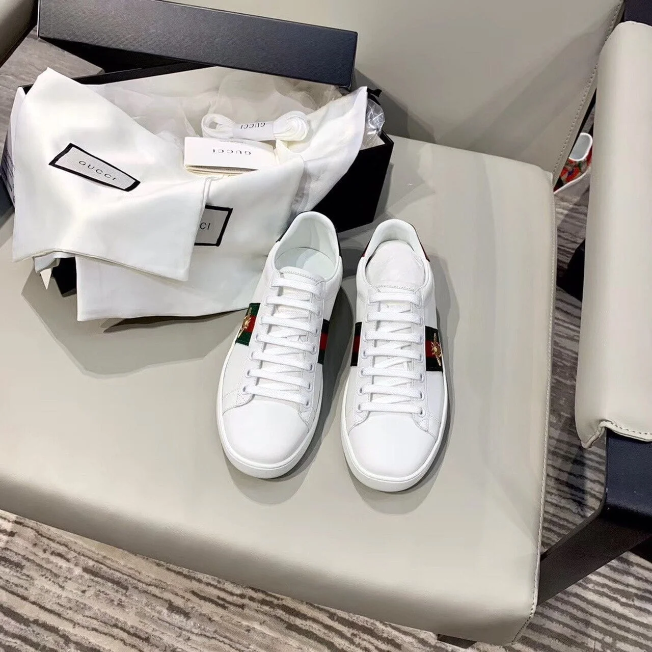 (1:1 replica) Gucci Women s Ace Sneaker With Bee White For Women GG 431942 02JP0 9064