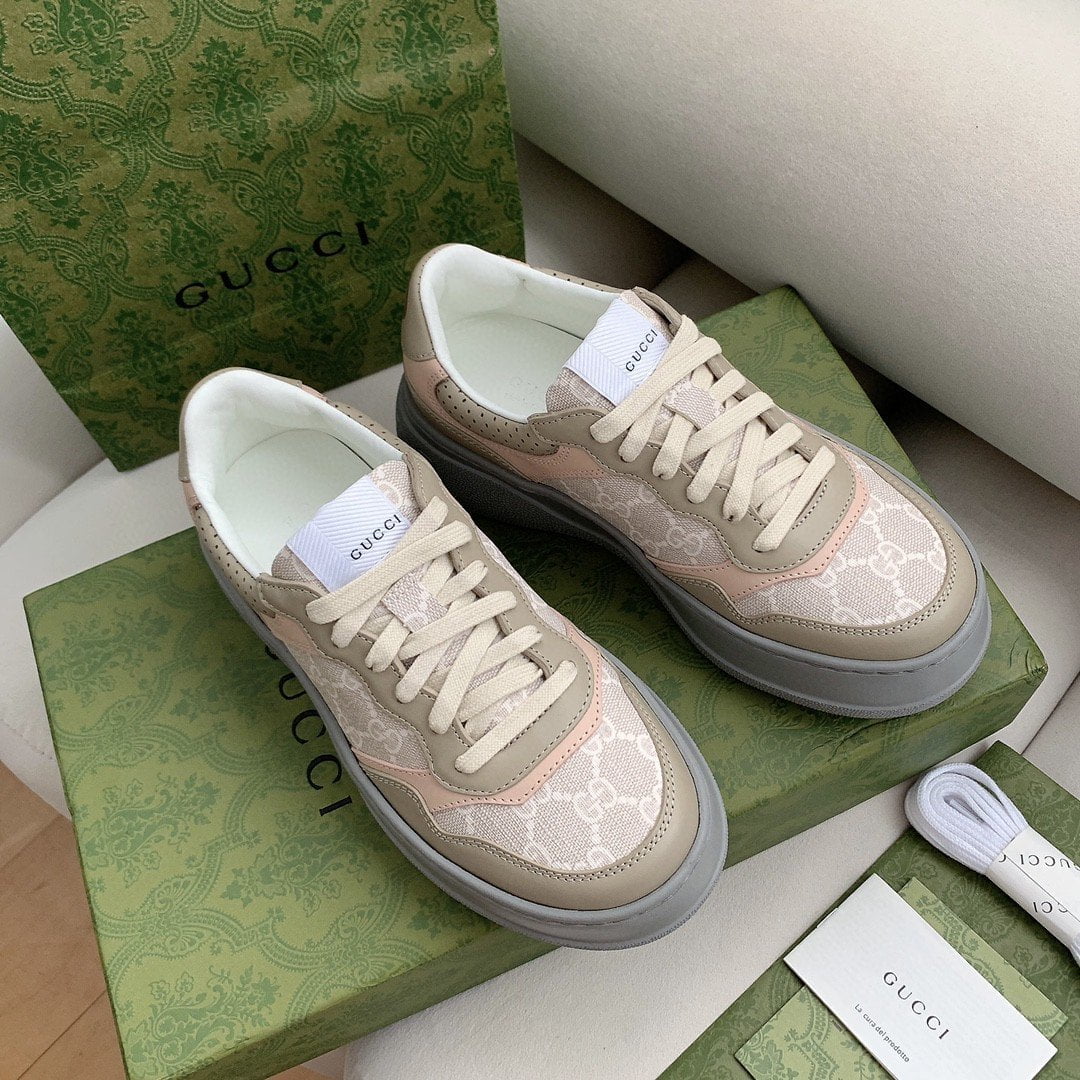 (1:1 replica) Gucci Women s GG Sneaker White And Beige Supreme For Women 700775 UPG90 9595