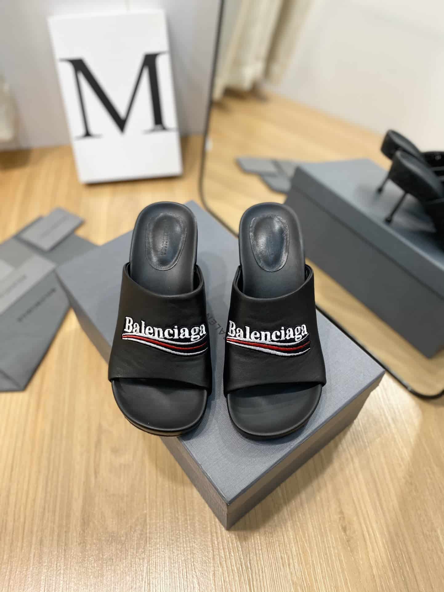 (1:1 replica) Balenciaga Cagole Sandal Black For Women