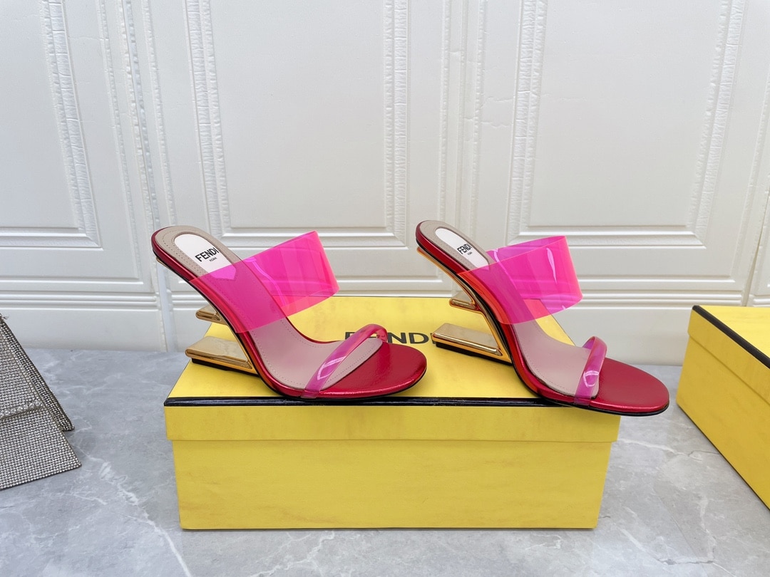 (1:1 replica) Fendi First Pink Transparent High-Heeled Sandals For Women