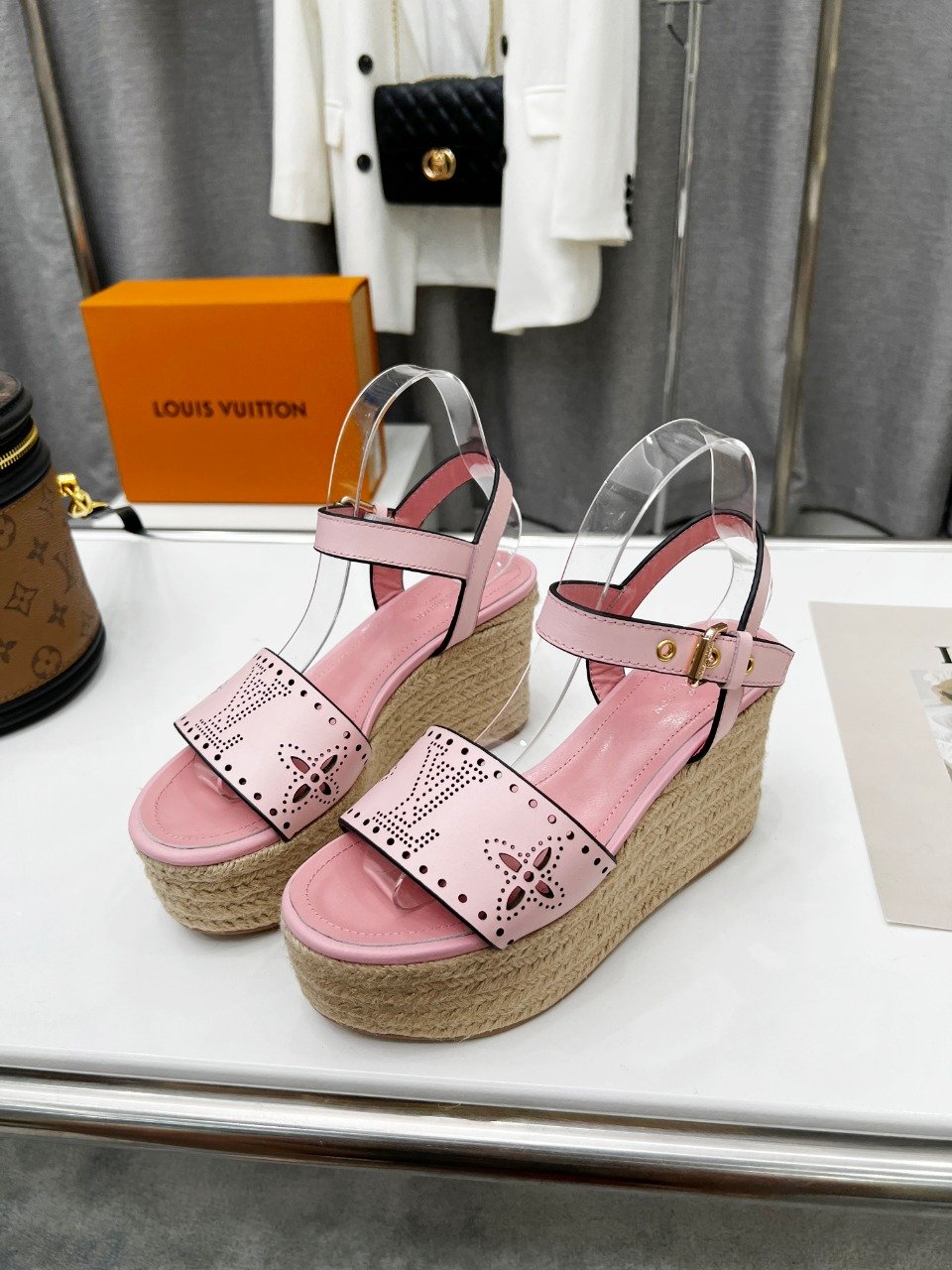 (1:1 replica) Louis Vuitton Women s Starboard Wedge Sandal Pink For Women LV